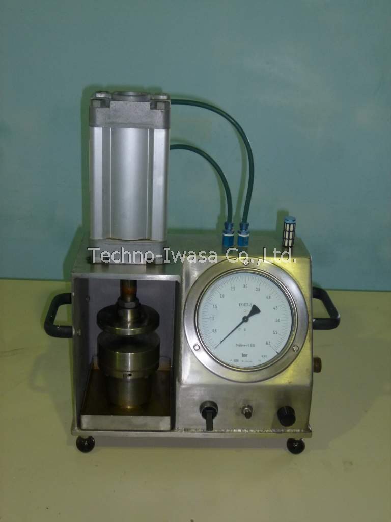 ��-���k�@